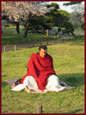 Pray - Hama Rikyu Park in Tokyo-Japan (2004) 